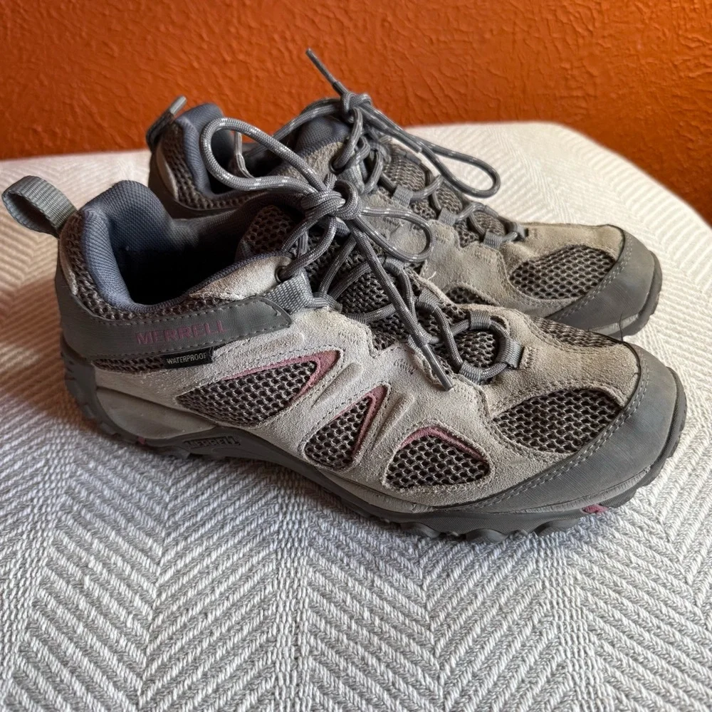 Merrell‎ Women's Yokota 2 Waterproof Hiking Shoes, Dust, Size 8